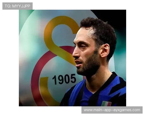 国米中场统治力爆棚!恰尔汗奥卢再度封神 国米中场统治力爆棚!恰尔汗奥卢再度封神