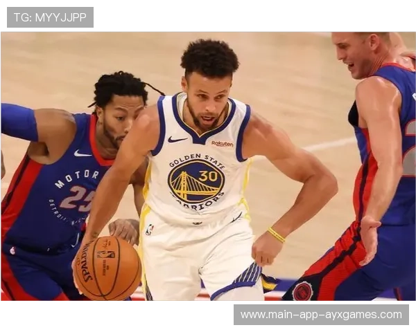 勇士追求冠军，库里状态火热，勇士队 库里