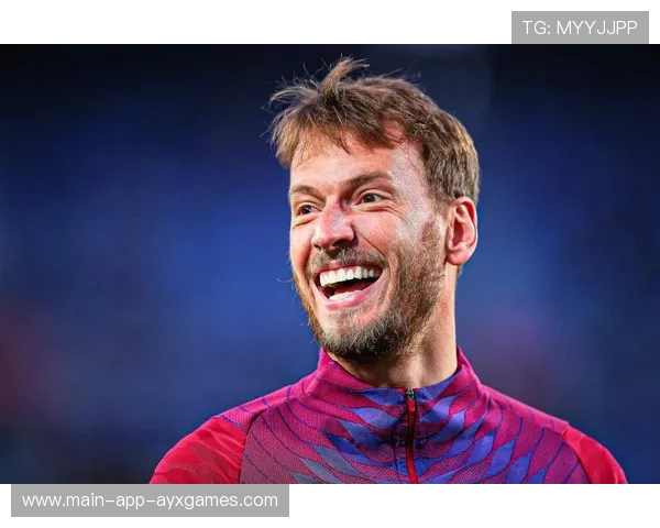 佩尼亚Ins：很高兴见到巴萨的朋友们，祝你们接下来一切顺利，尼洛·佩萨尼亚