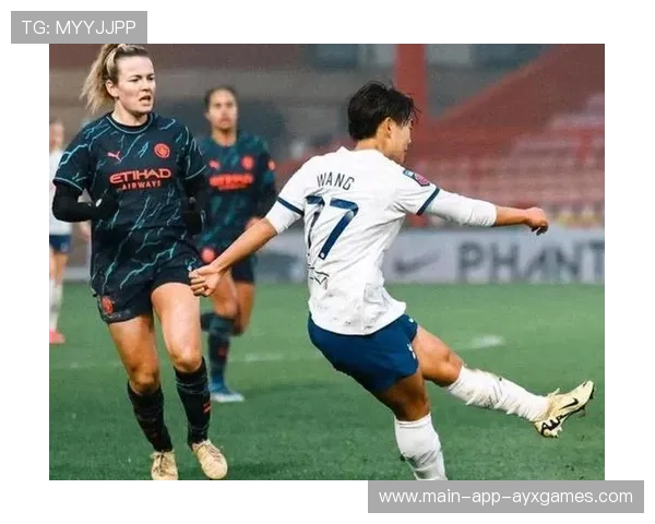 热刺快速抢断后打成,库卢切夫斯基轰入世界波 热刺快速抢断后打成,库卢切夫斯基轰入世界波