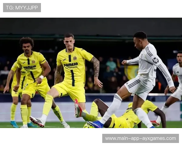 皇马梯队高速传控训练引热议，新中场节奏显著提升